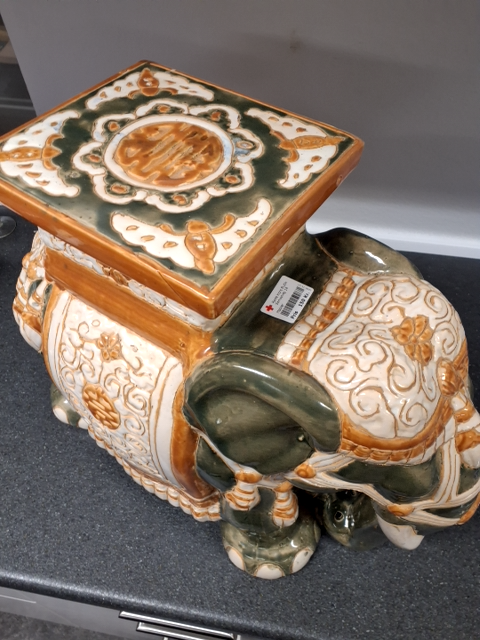 Vintage keramikfigur af elefant planteopsats